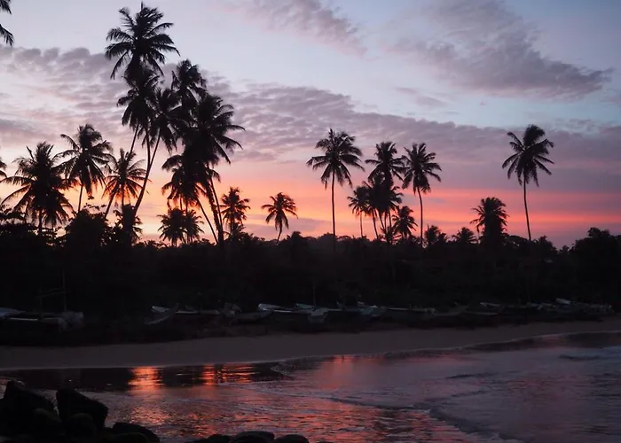 Talalla Bay Beach HouseVilla